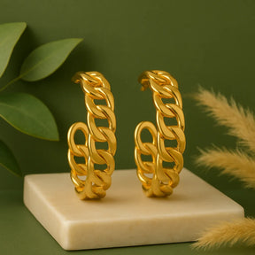 Brinco Dourado de Argola Formato Corrente Médio